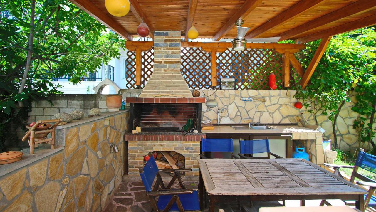 Starfish Villa Nea Iraklitsa ภายนอก รูปภาพ